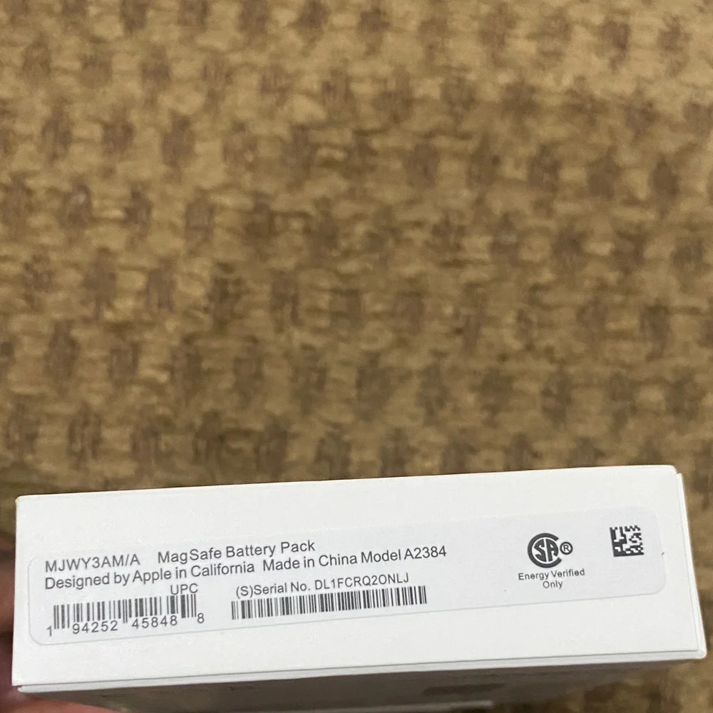Apple iPhone Battery Pack - White